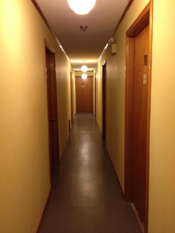 Cedar Springs Motel Acton Экстерьер фото